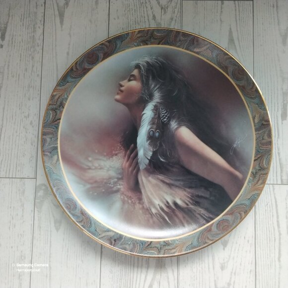 The Bradfor Exchange "The Promise" Native Beauty Collector Plate  by Lee Bogle - Picture 1 of 3